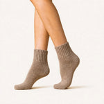 Chaussettes Sweater taupe portées
